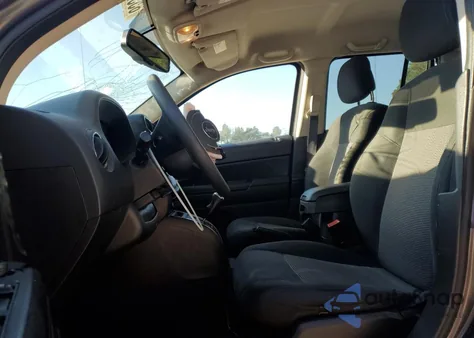 2016 Jeep Compass Sport из США, поврежденный, VIN 1C4NJCBA9GD611061